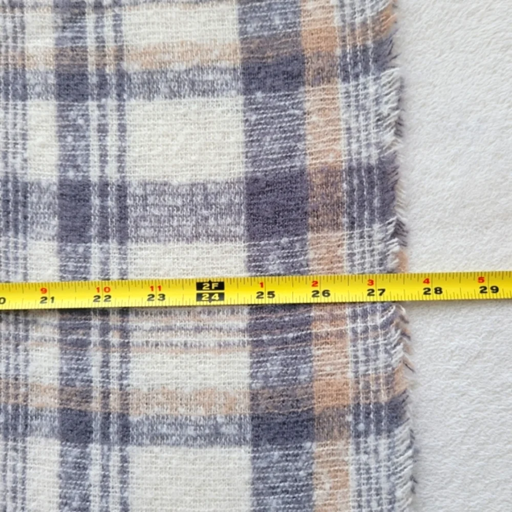 Soft & Cozy Plaid Blanket Scarf EUC Grey Tan Checkers Unisex Wrap